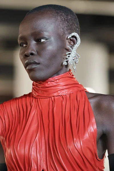 Look 201